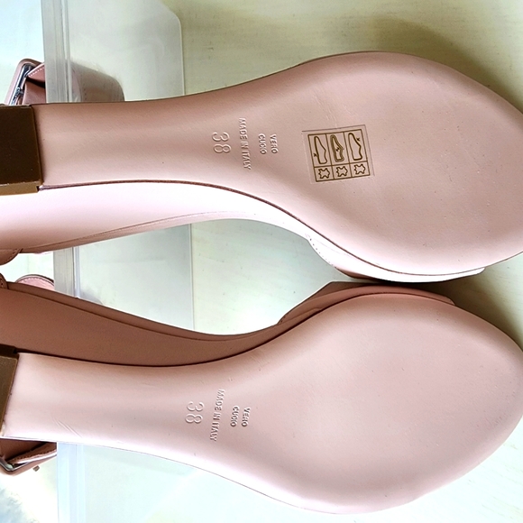 VALENTINO RED - Picture 9 of 11